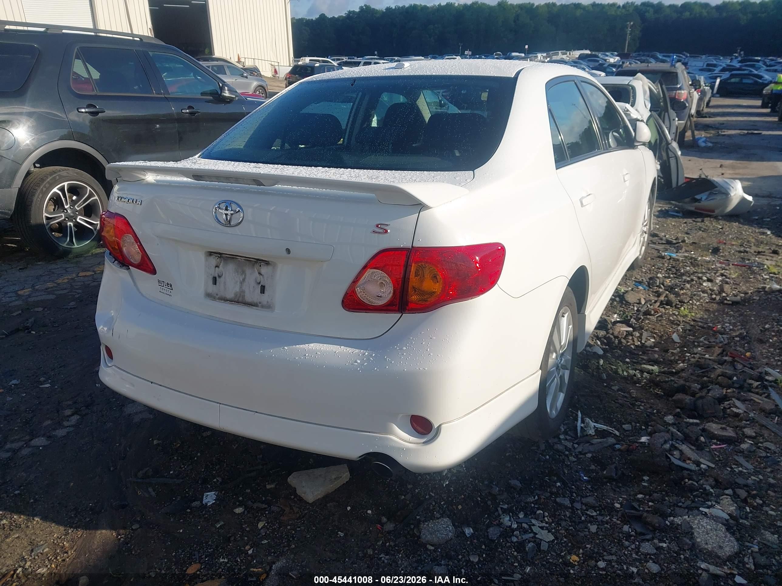 2010 Toyota Corolla S White vin: 1NXBU4EE8AZ177667