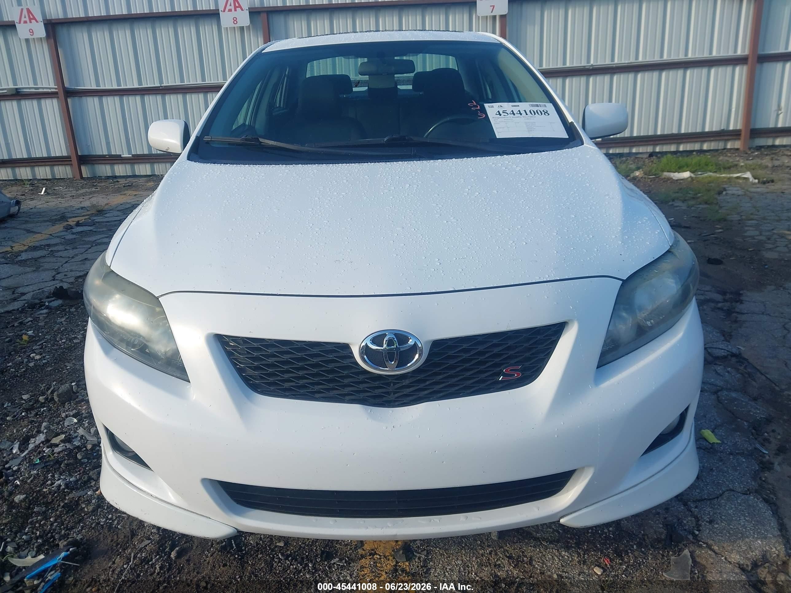 2010 Toyota Corolla S White vin: 1NXBU4EE8AZ177667