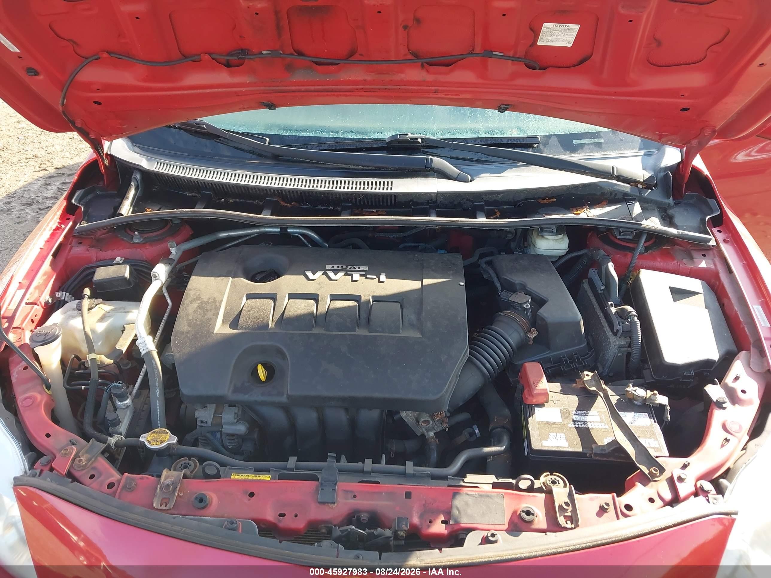 2010 Toyota Corolla Le Red vin: 1NXBU4EE8AZ177930