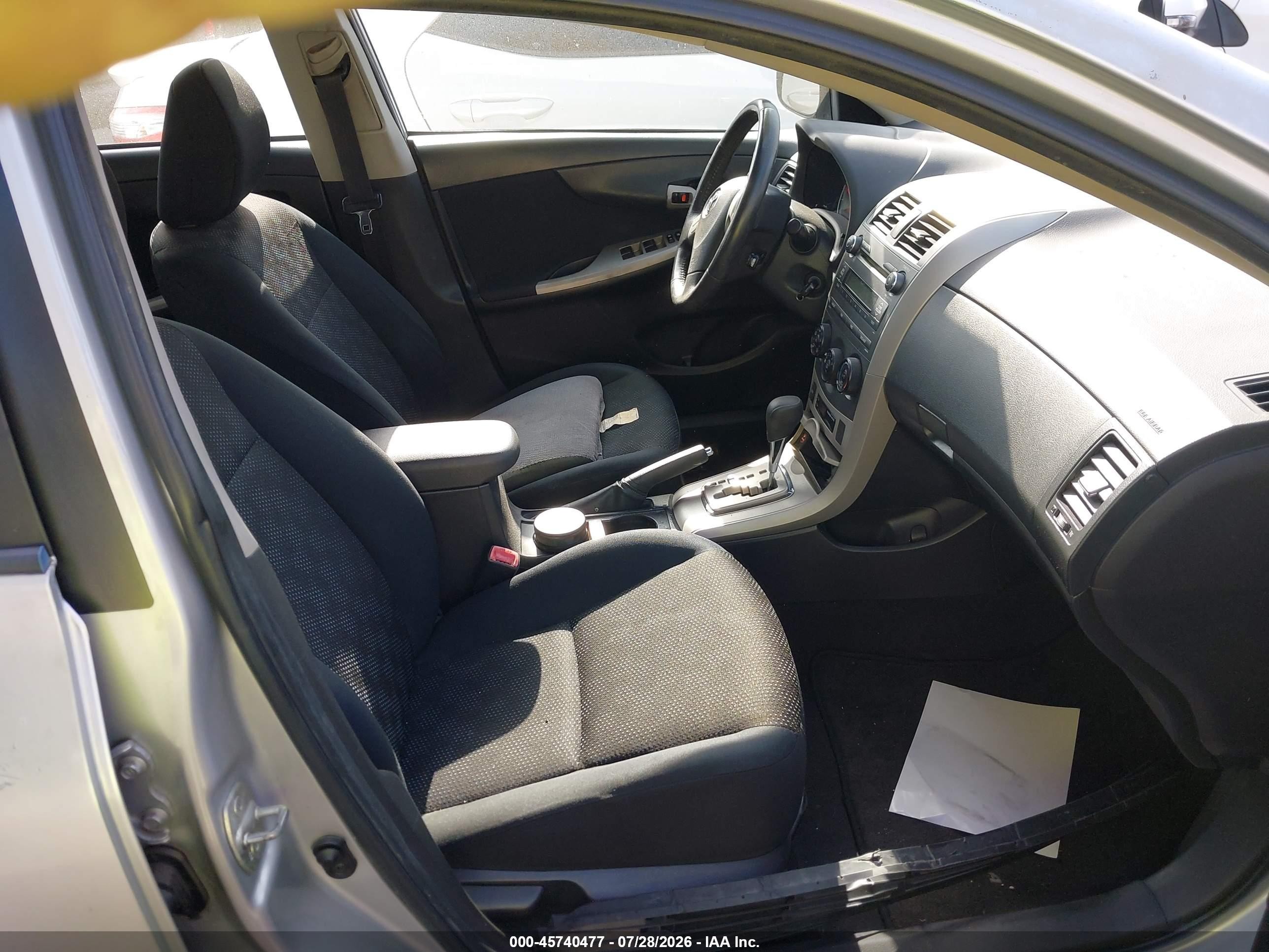 2010 Toyota Corolla S Silver vin: 1NXBU4EE8AZ234031
