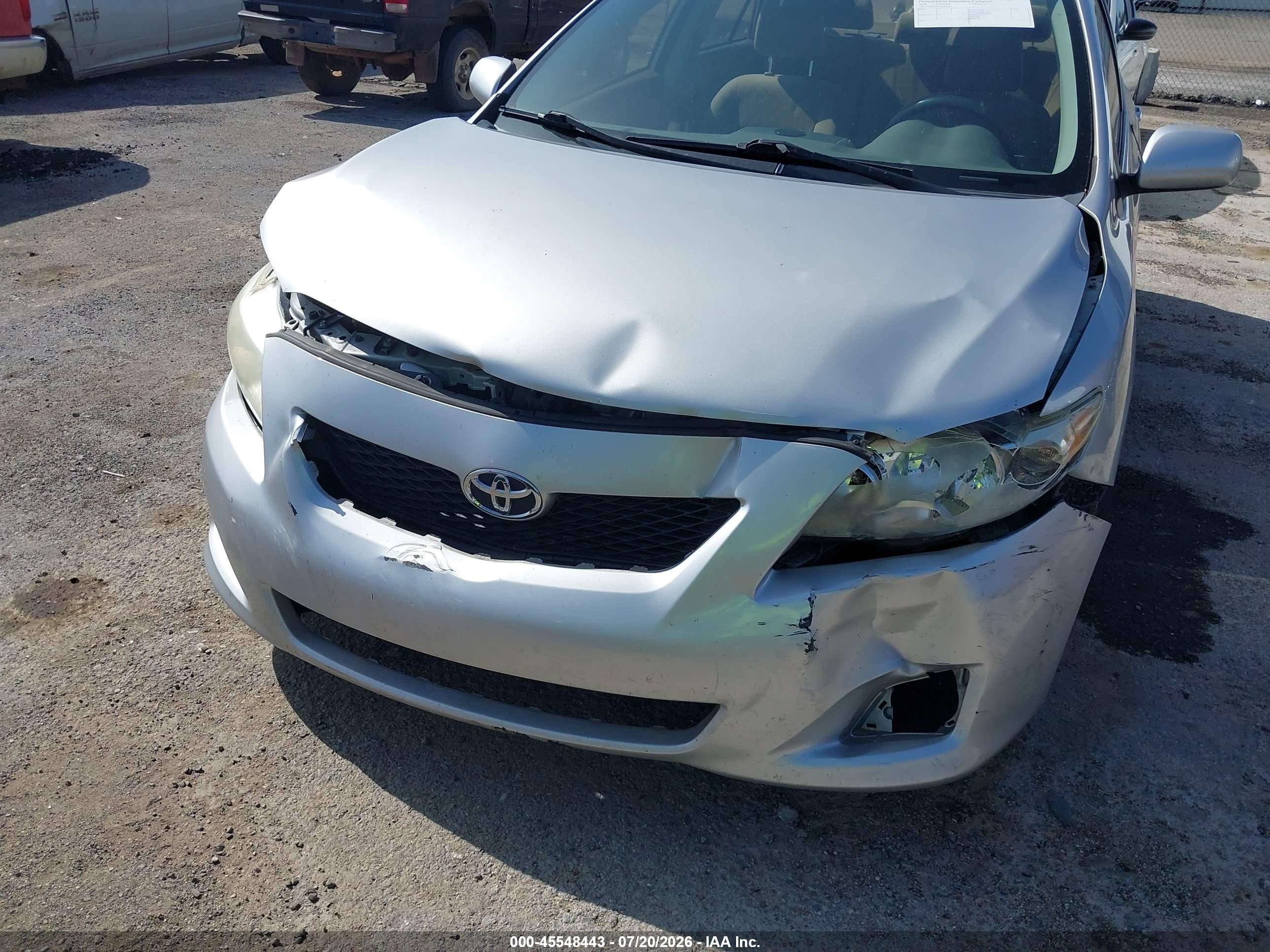 2010 Toyota Corolla Le Серебряный vin: 1NXBU4EE8AZ237141
