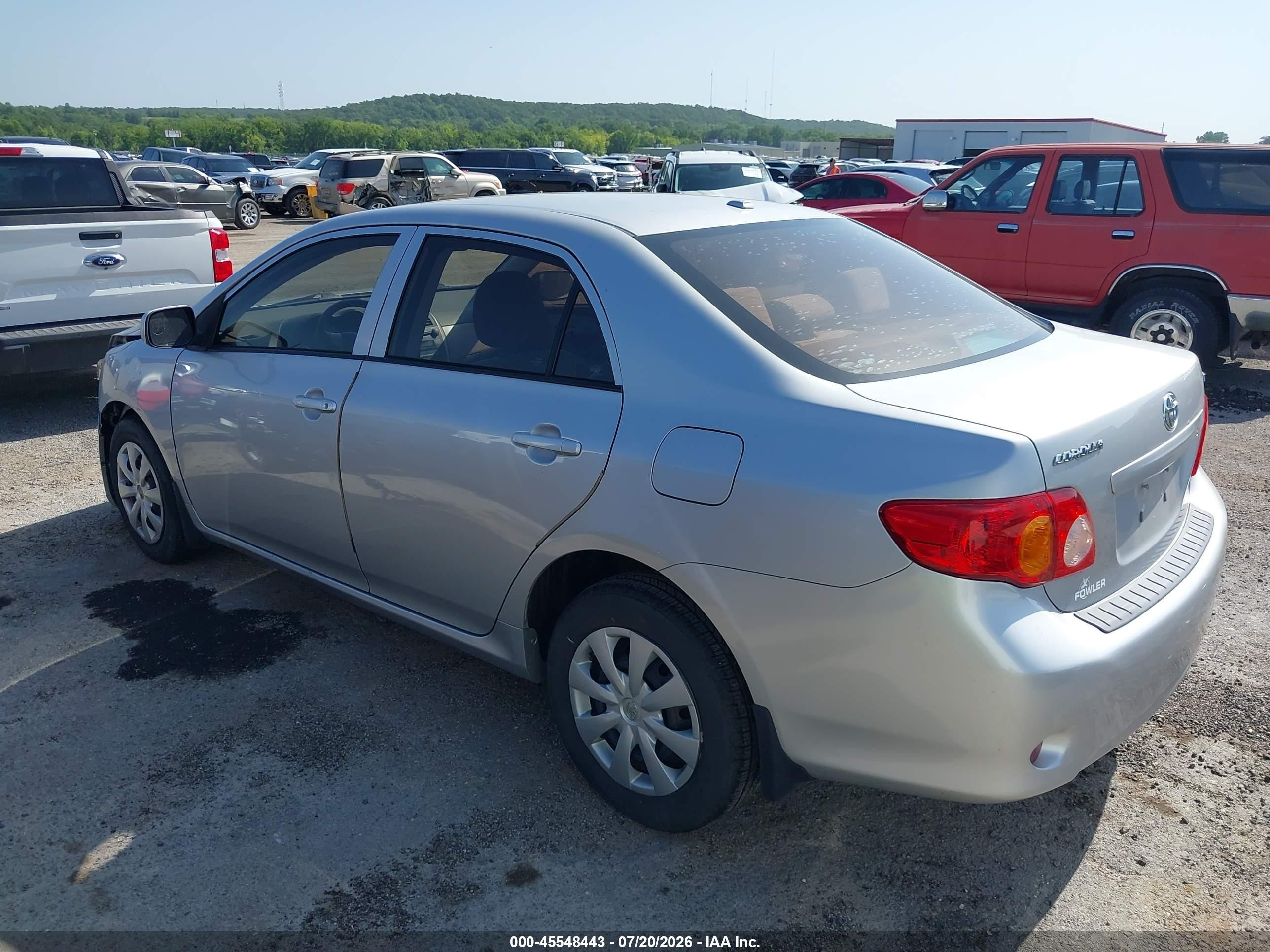 2010 Toyota Corolla Le Серебряный vin: 1NXBU4EE8AZ237141