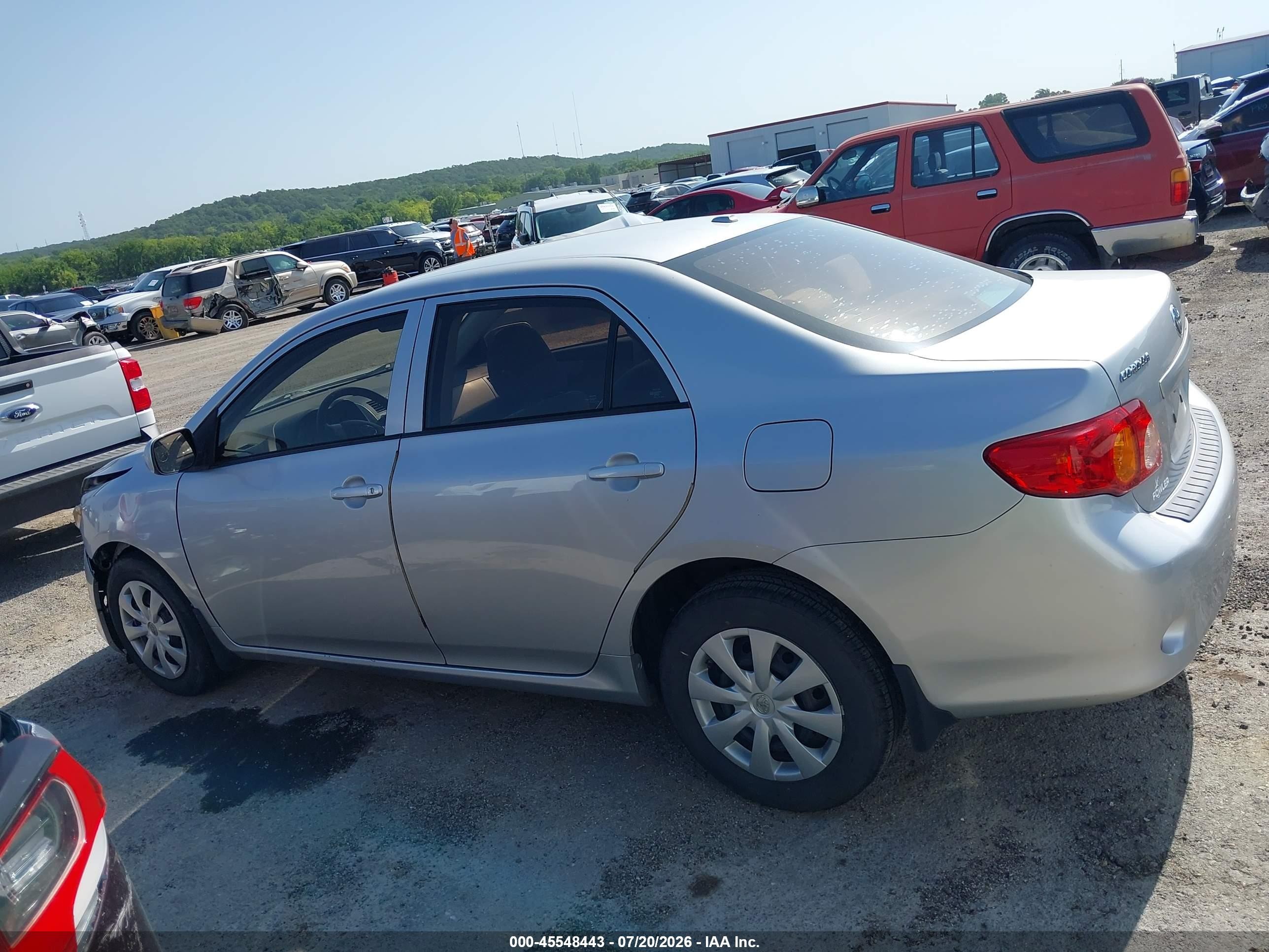 2010 Toyota Corolla Le Серебряный vin: 1NXBU4EE8AZ237141