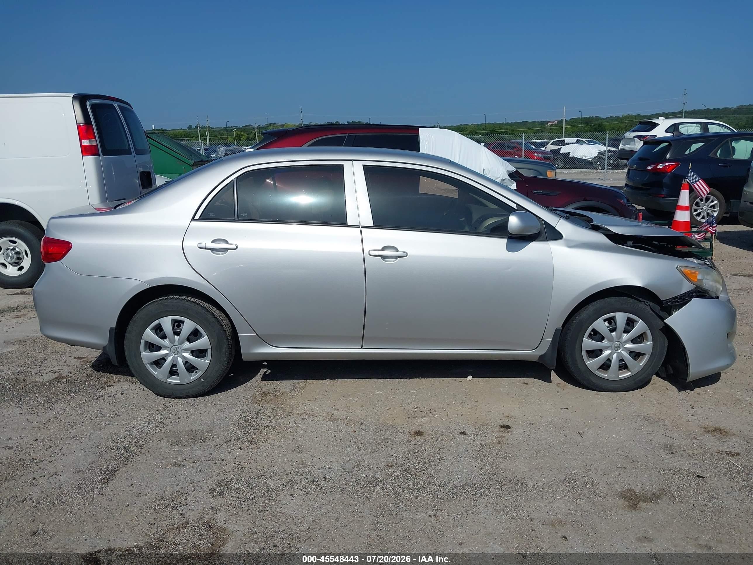 2010 Toyota Corolla Le Серебряный vin: 1NXBU4EE8AZ237141