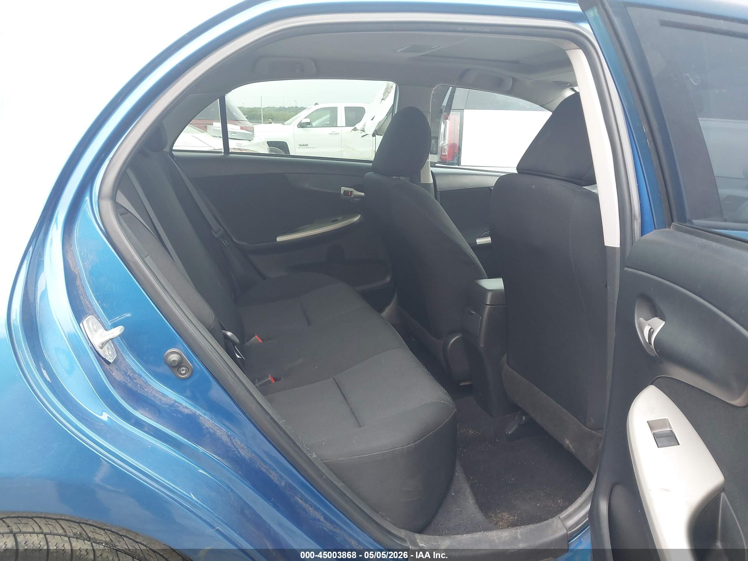 2010 Toyota Corolla S Blue vin: 1NXBU4EE8AZ259592