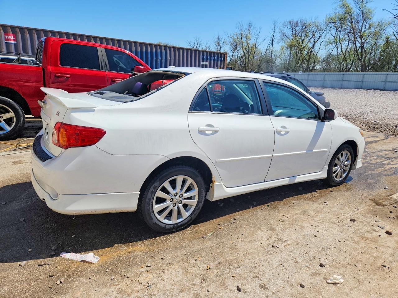 2010 Toyota Corolla S White vin: 1NXBU4EE8AZ263108