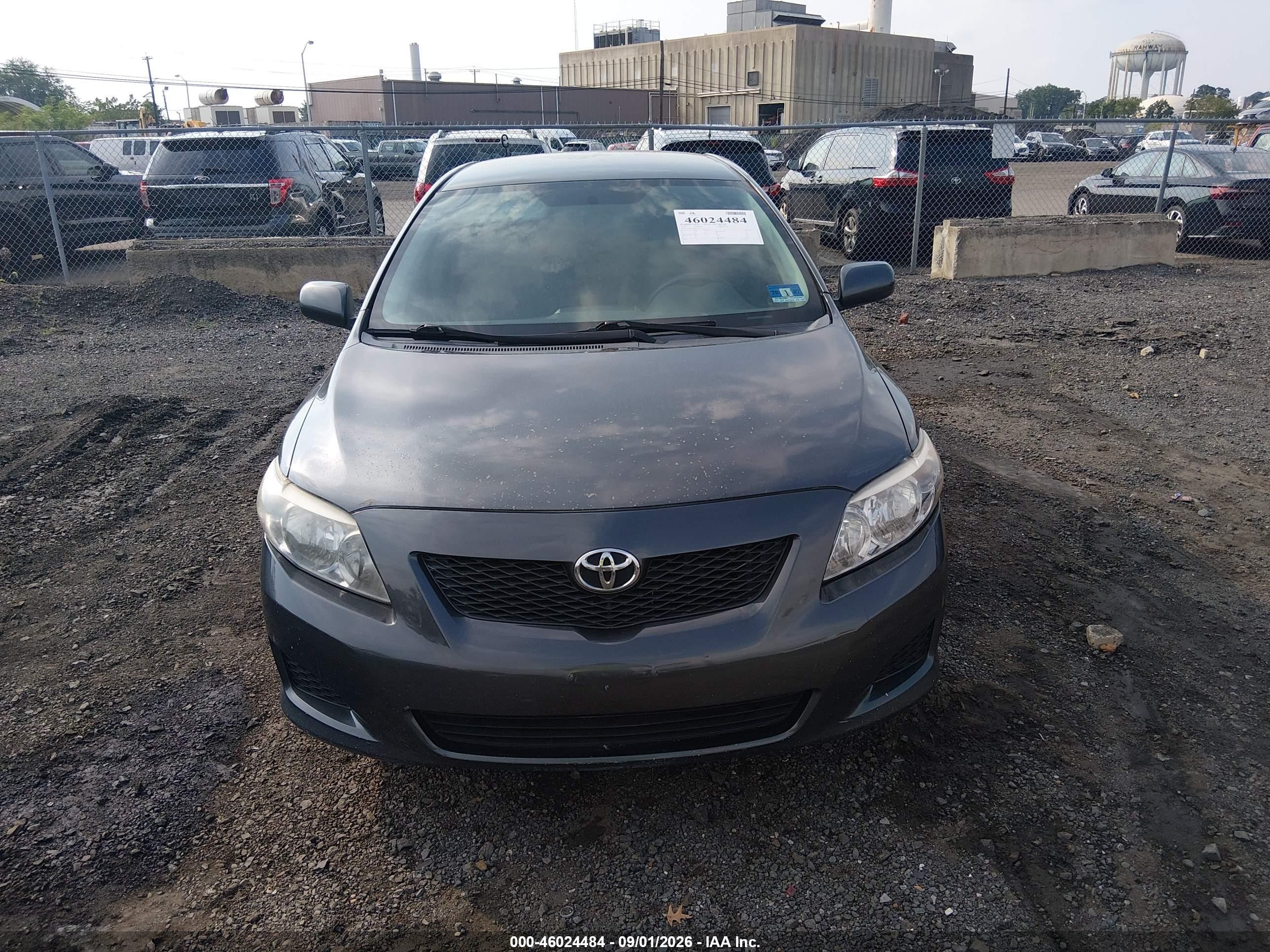 2010 Toyota Corolla Le Gray vin: 1NXBU4EE8AZ277381