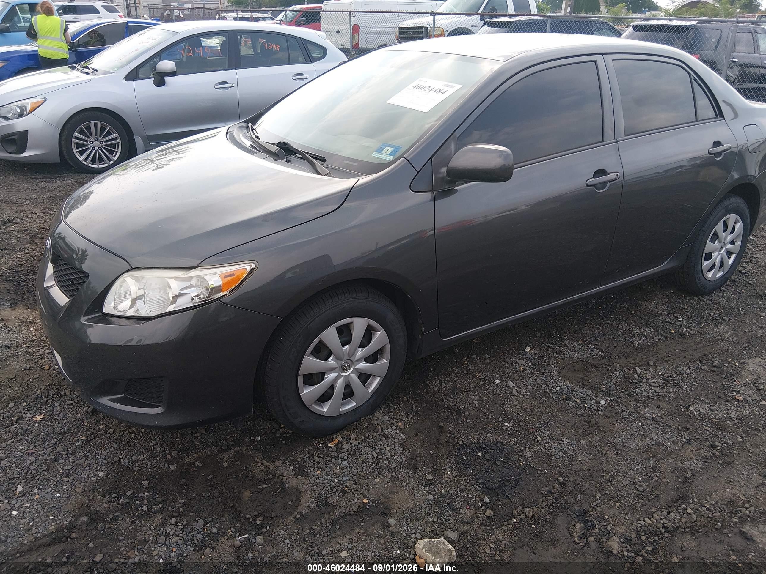 2010 Toyota Corolla Le Gray vin: 1NXBU4EE8AZ277381
