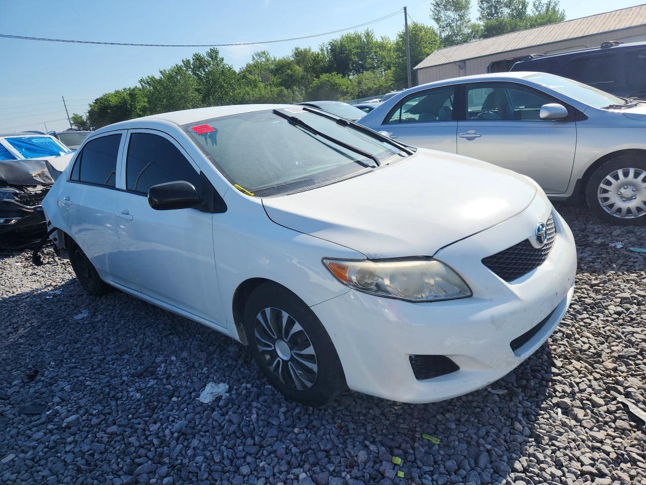 2010 Toyota Corolla Base White vin: 1NXBU4EE8AZ279549
