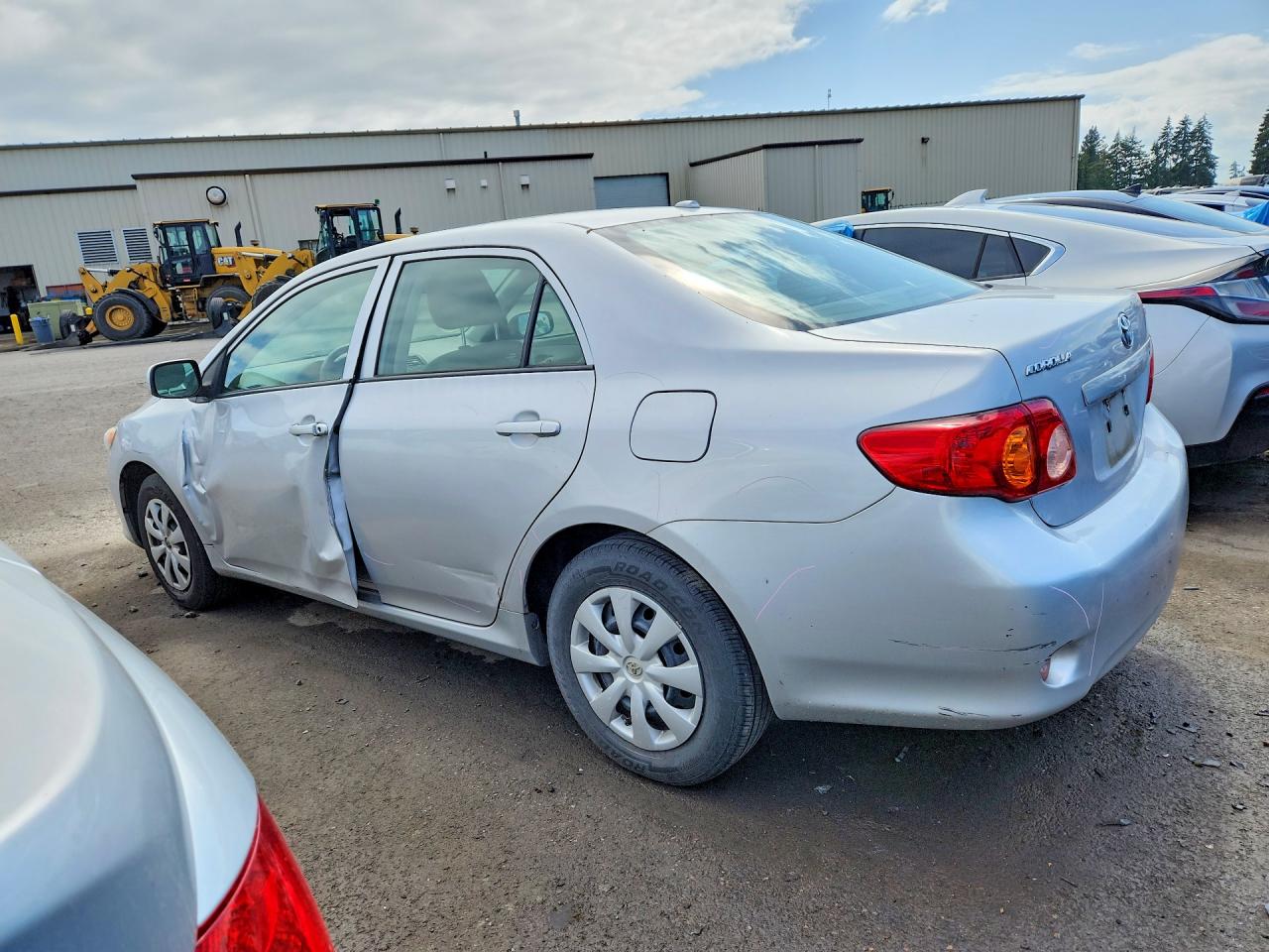 2010 Toyota Corolla Le Silver vin: 1NXBU4EE8AZ282631