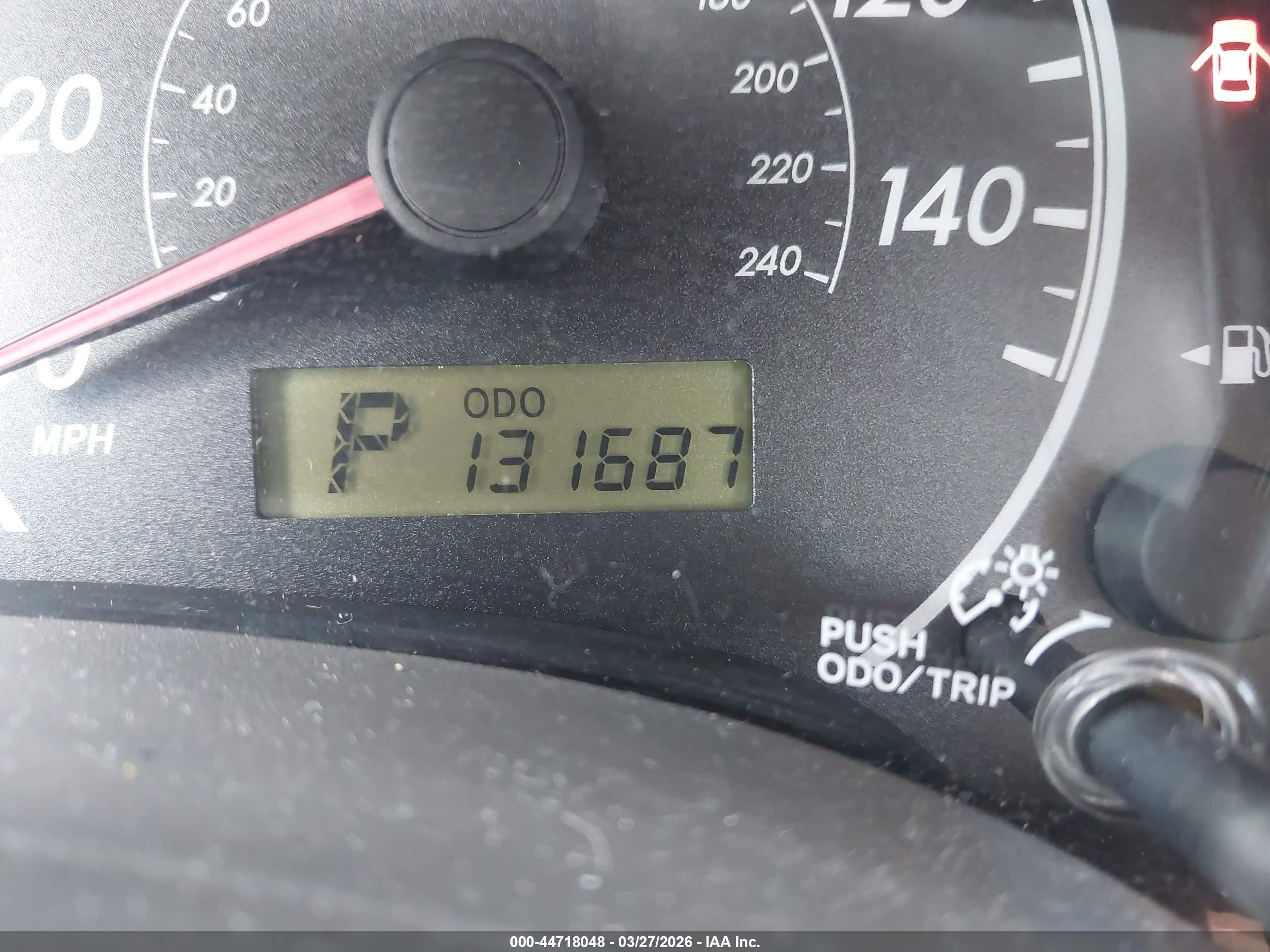 2010 Toyota Corolla Le Silver vin: 1NXBU4EE8AZ282936