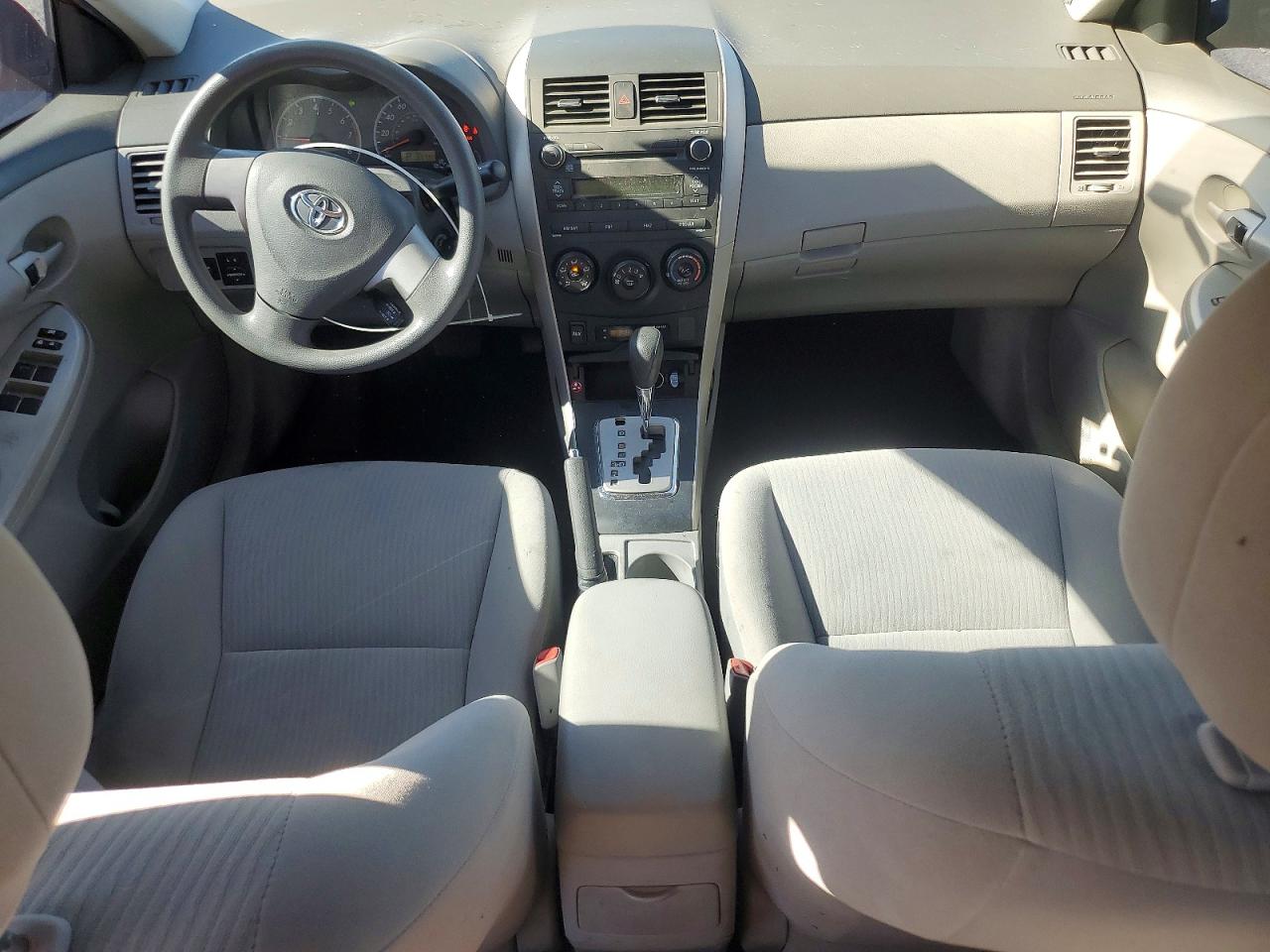 2010 Toyota Corolla Le Красный vin: 1NXBU4EE8AZ283326