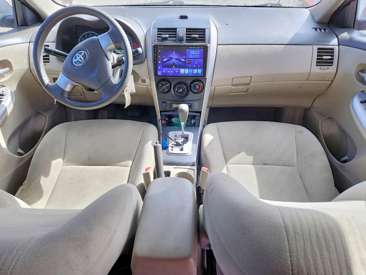 2010 Toyota Corolla Le Red vin: 1NXBU4EE8AZ288025