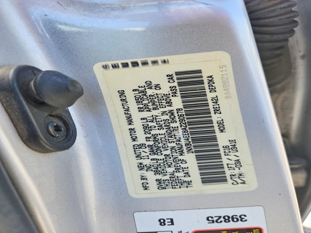 2010 Toyota Corolla Base Silver vin: 1NXBU4EE8AZ290678