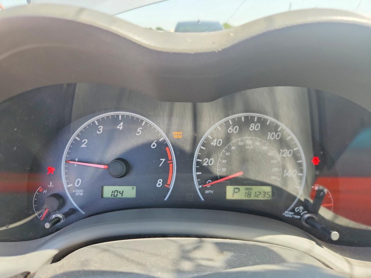 2010 Toyota Corolla Le Silver vin: 1NXBU4EE8AZ308578