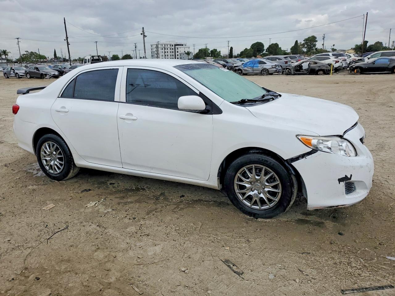 2010 Toyota Corolla Le White vin: 1NXBU4EE8AZ326921