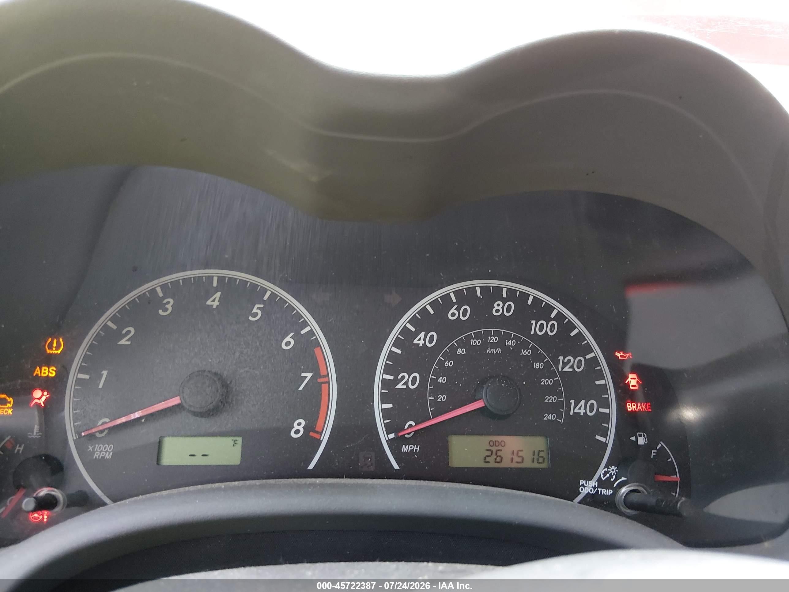 2010 Toyota Corolla Le Red vin: 1NXBU4EE8AZ327678