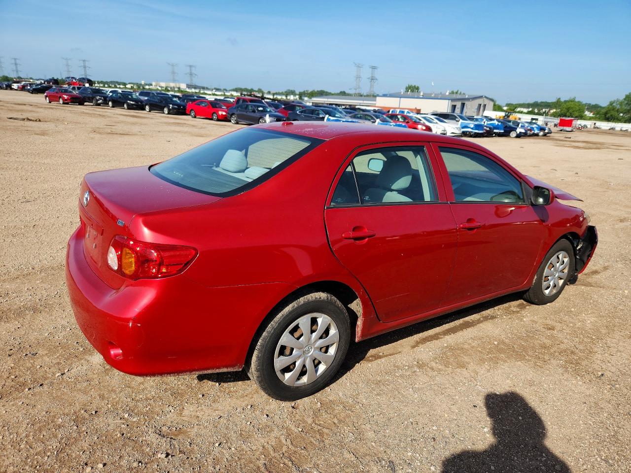 2010 Toyota Corolla Le Red vin: 1NXBU4EE8AZ356114