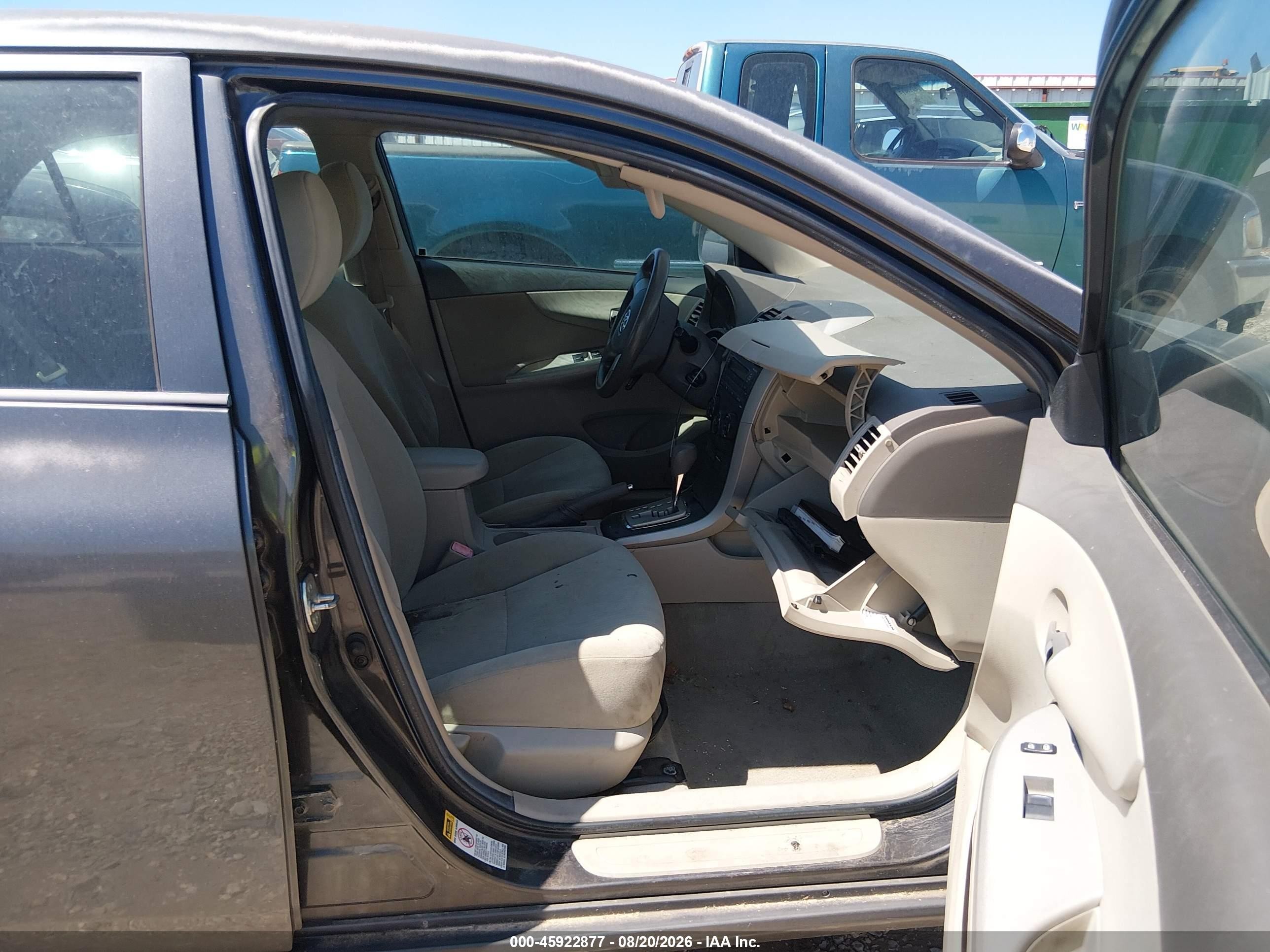 2010 Toyota Corolla Le Gray vin: 1NXBU4EE8AZ363239