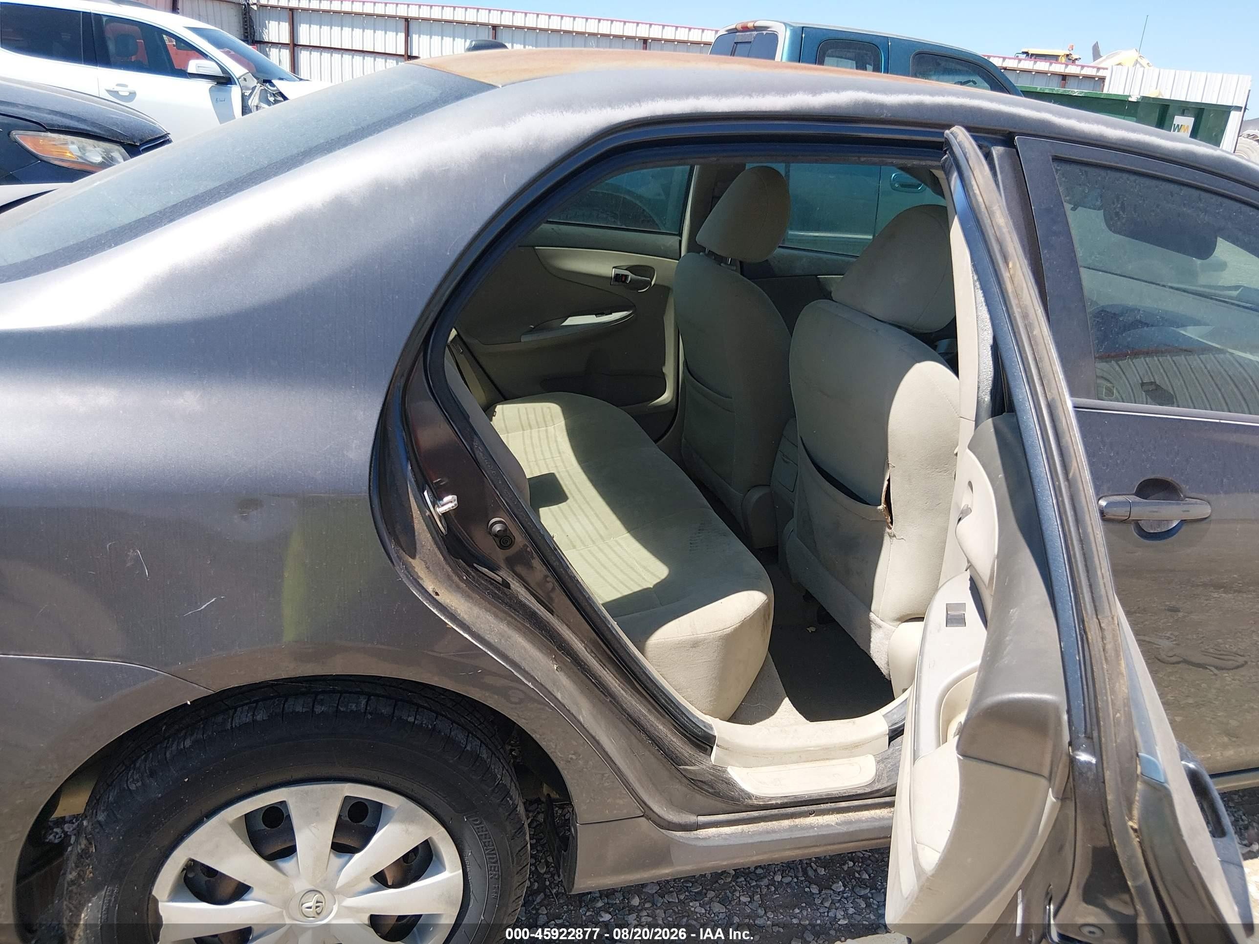 2010 Toyota Corolla Le Gray vin: 1NXBU4EE8AZ363239