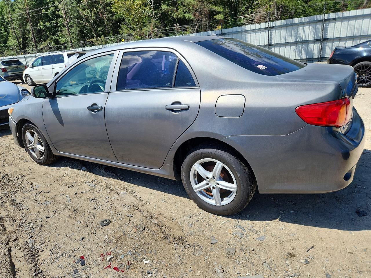 2010 Toyota Corolla Le Gray vin: 1NXBU4EE8AZ371275