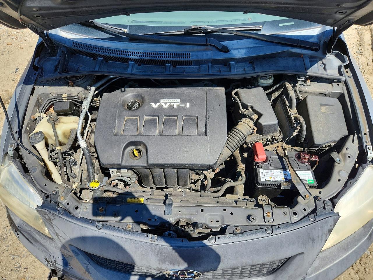 2010 Toyota Corolla Le Gray vin: 1NXBU4EE8AZ371275