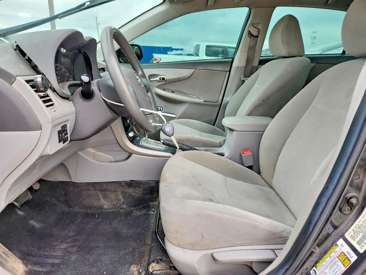 2010 Toyota Corolla Le Gray vin: 1NXBU4EE8AZ372006