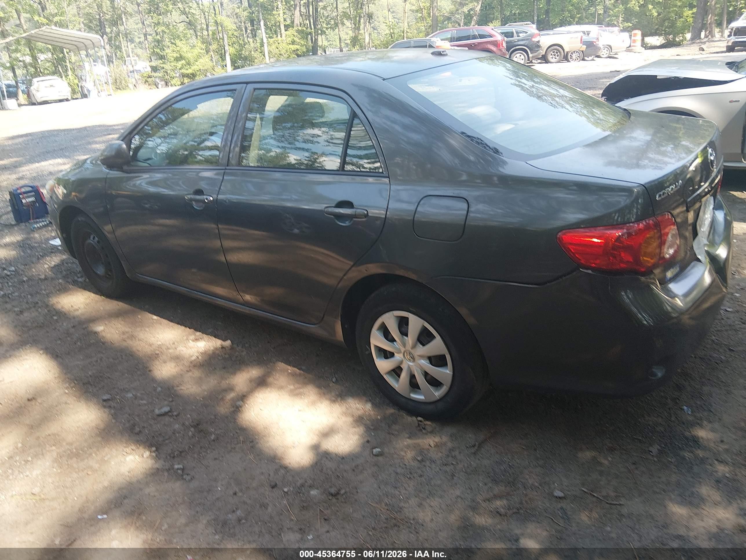 2010 Toyota Corolla Le Gray vin: 1NXBU4EE8AZ372040