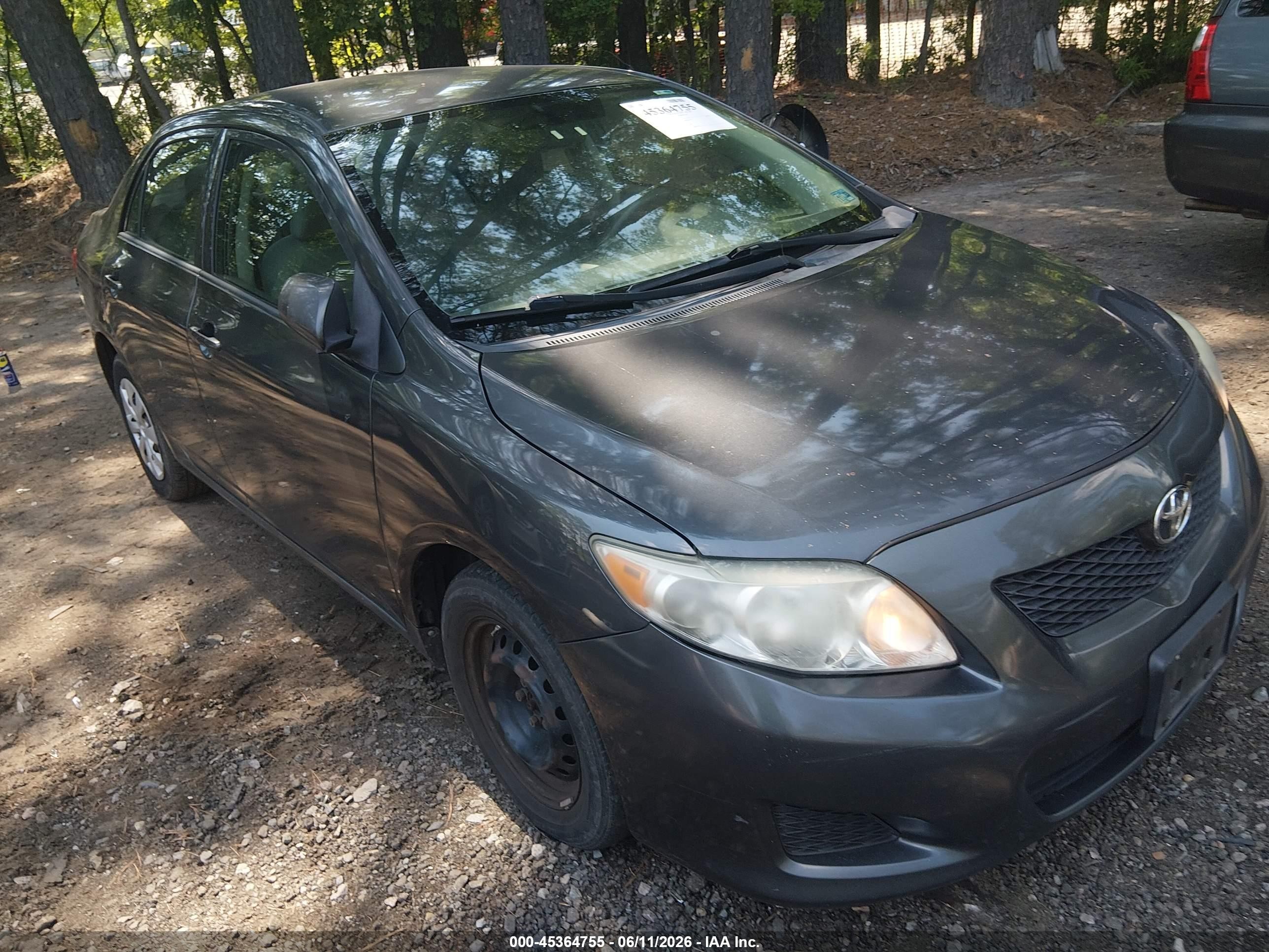 2010 Toyota Corolla Le Gray vin: 1NXBU4EE8AZ372040