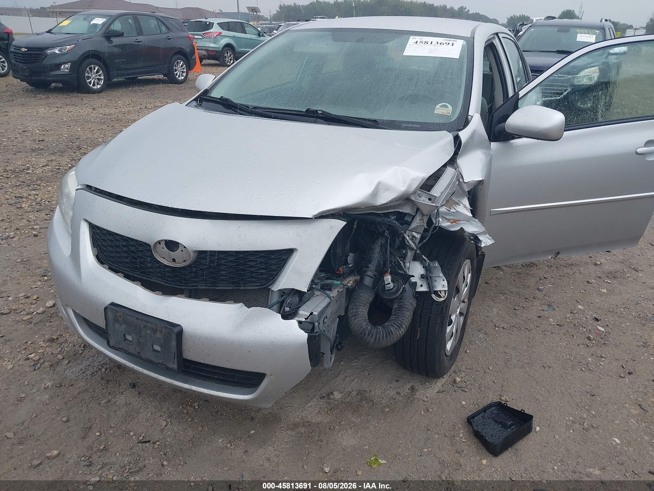 2010 Toyota Corolla Le Серебряный vin: 1NXBU4EE9AZ172803