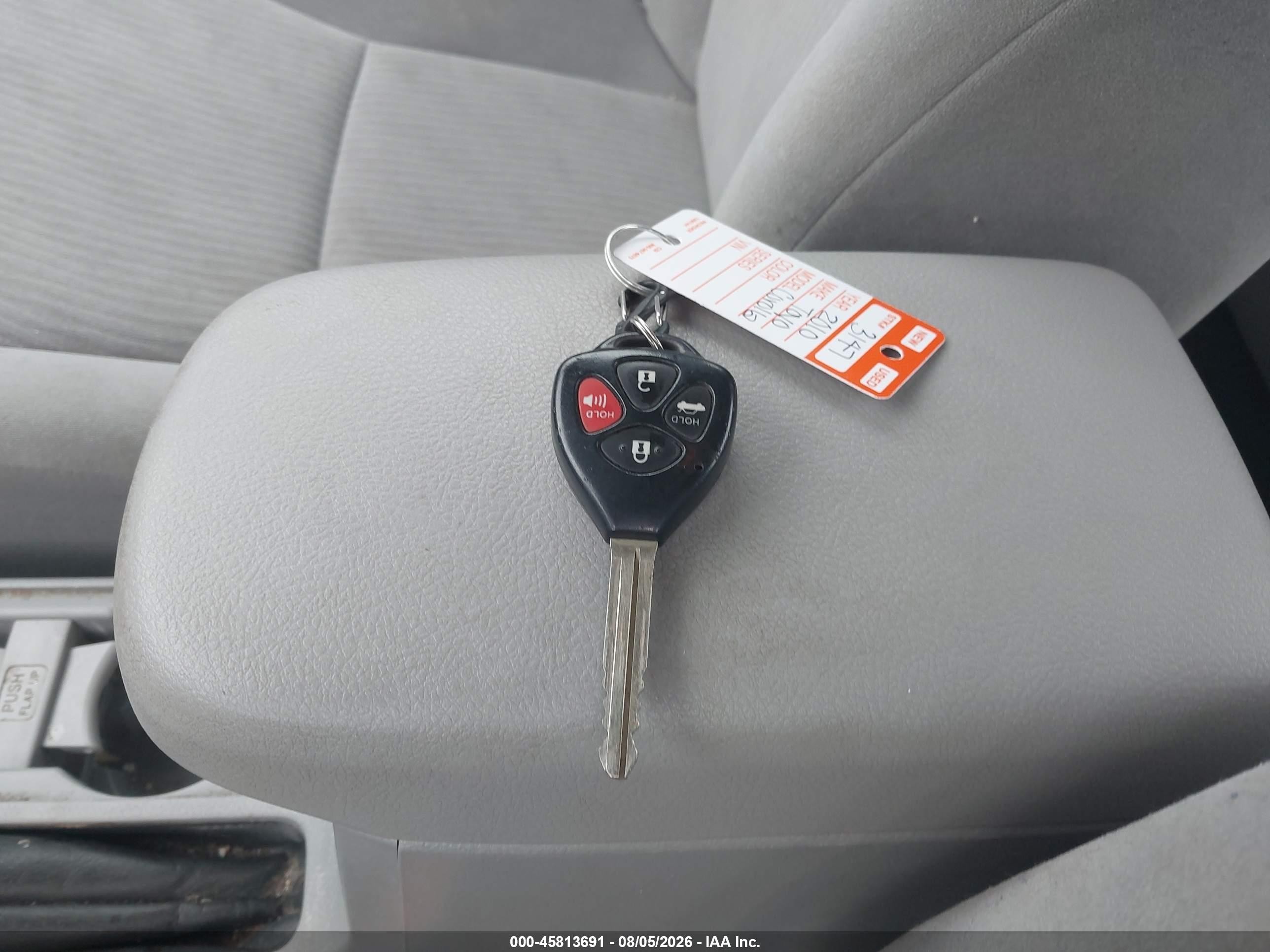 2010 Toyota Corolla Le Серебряный vin: 1NXBU4EE9AZ172803