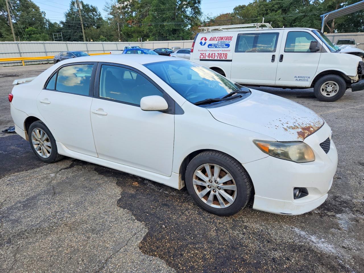2010 Toyota Corolla S White vin: 1NXBU4EE9AZ184384