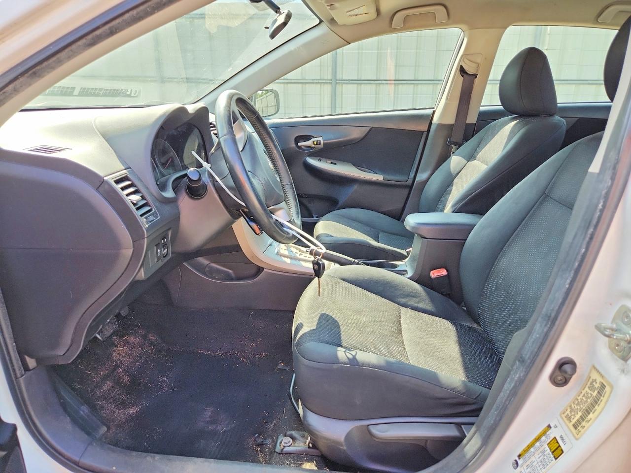 2010 Toyota Corolla S White vin: 1NXBU4EE9AZ184384