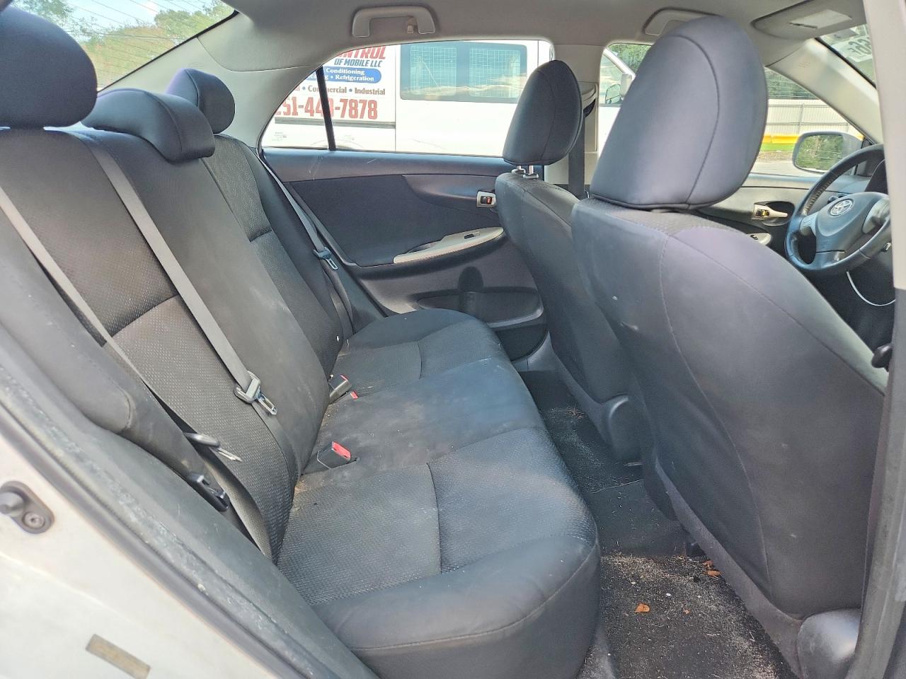 2010 Toyota Corolla S White vin: 1NXBU4EE9AZ184384