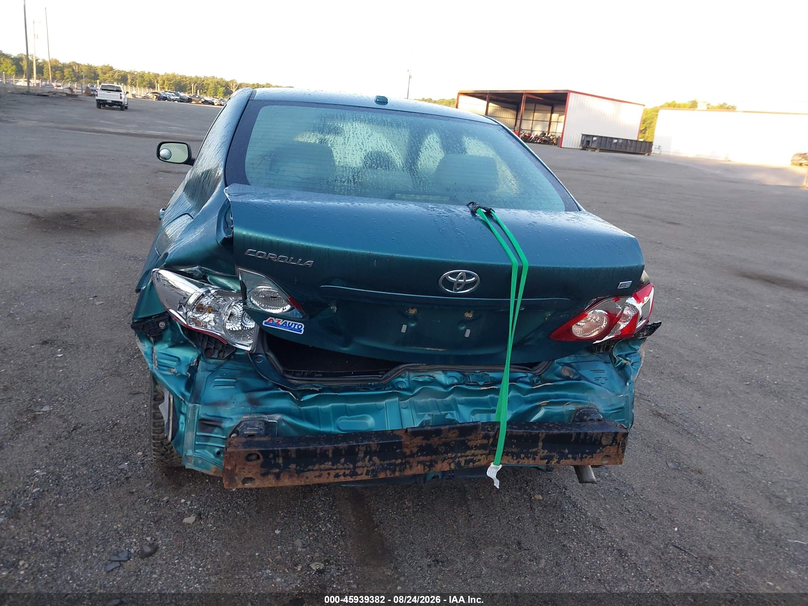 2010 Toyota Corolla Le Green vin: 1NXBU4EE9AZ186510