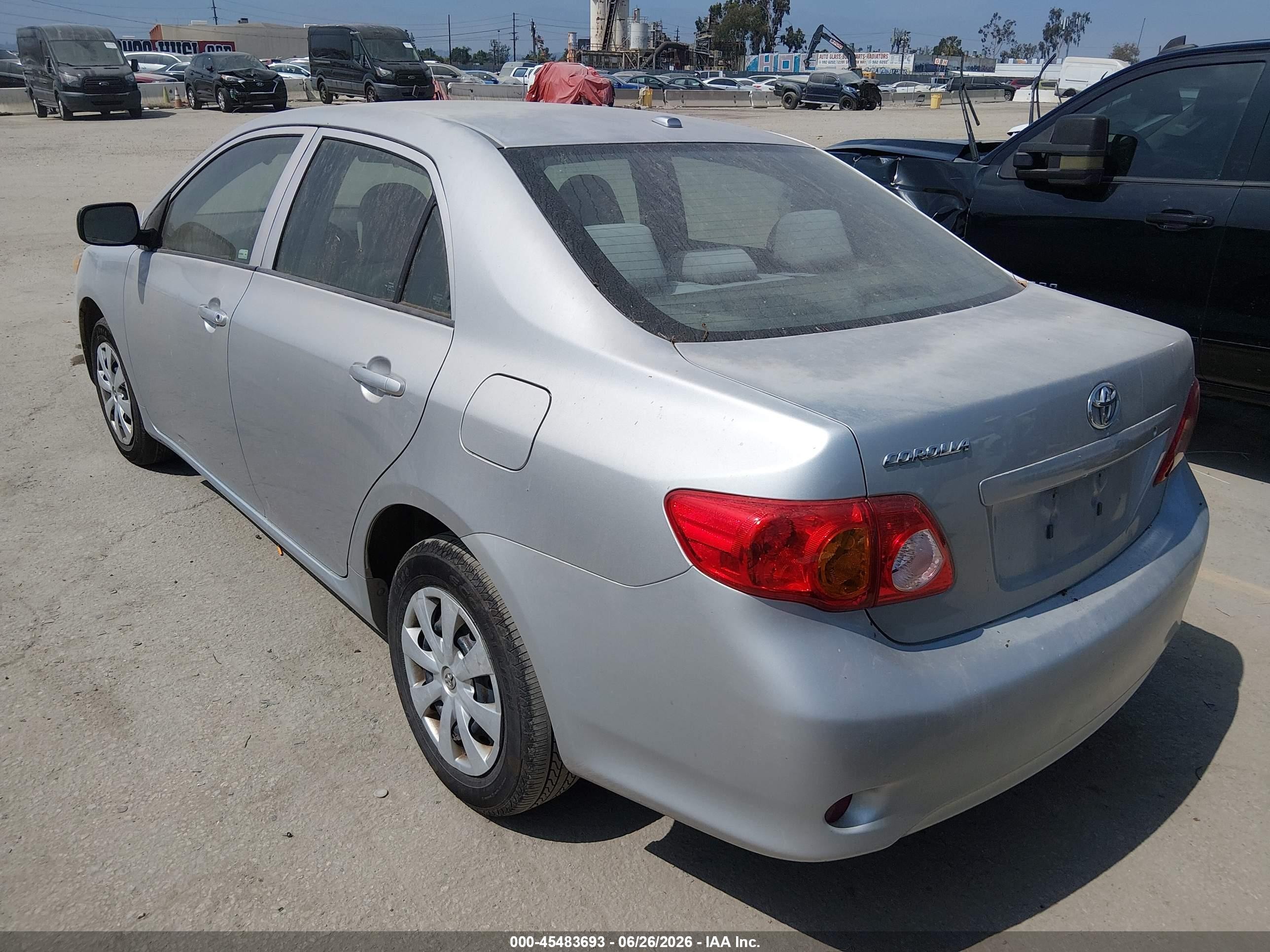 2010 Toyota Corolla   Silver vin: 1NXBU4EE9AZ213723