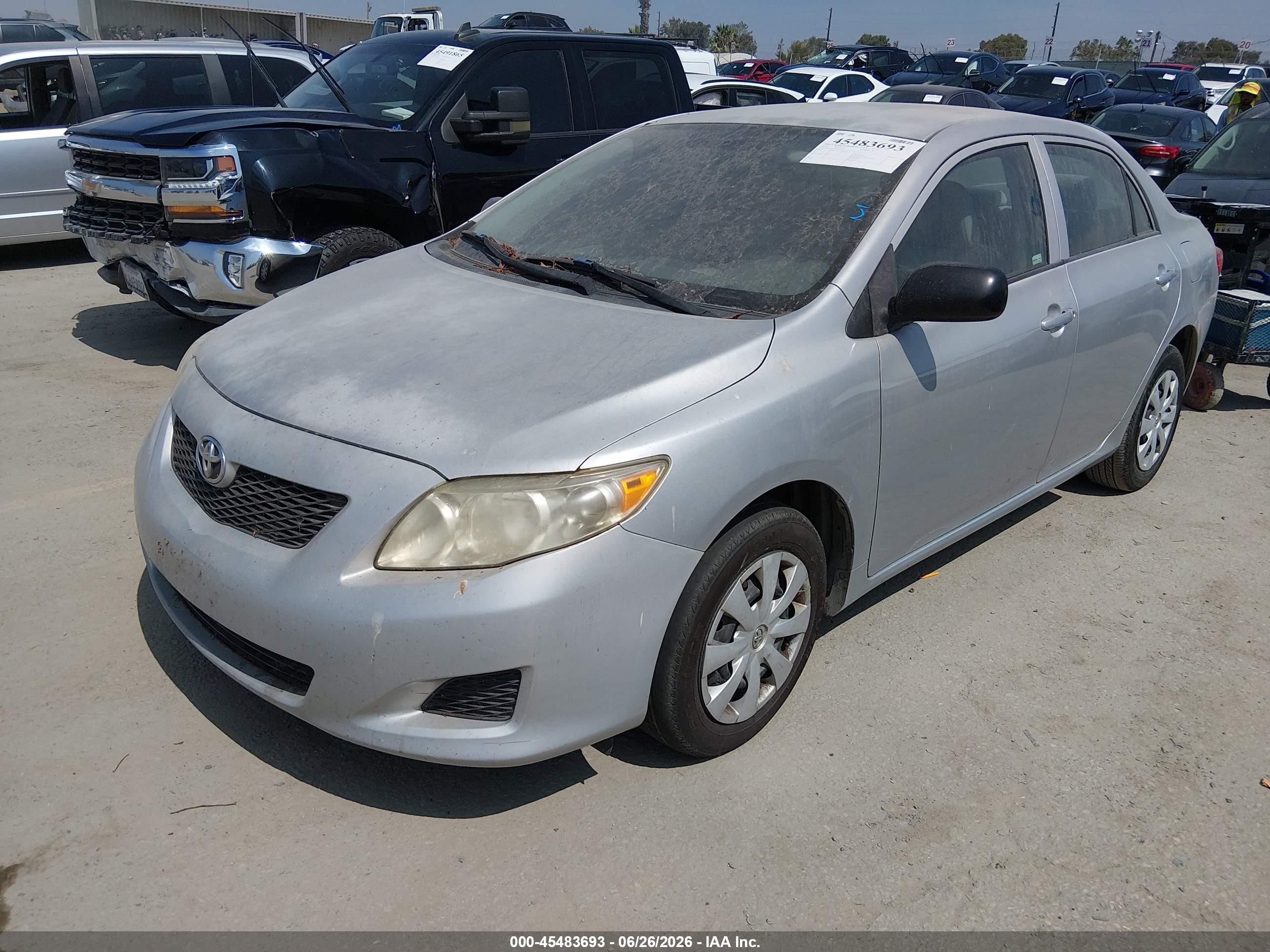 2010 Toyota Corolla   Silver vin: 1NXBU4EE9AZ213723