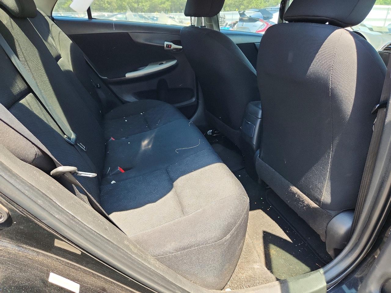 2010 Toyota Corolla S Черный vin: 1NXBU4EE9AZ219621