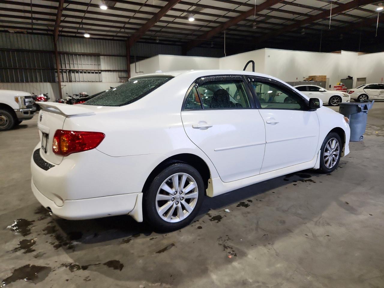 2010 Toyota Corolla S White vin: 1NXBU4EE9AZ222857