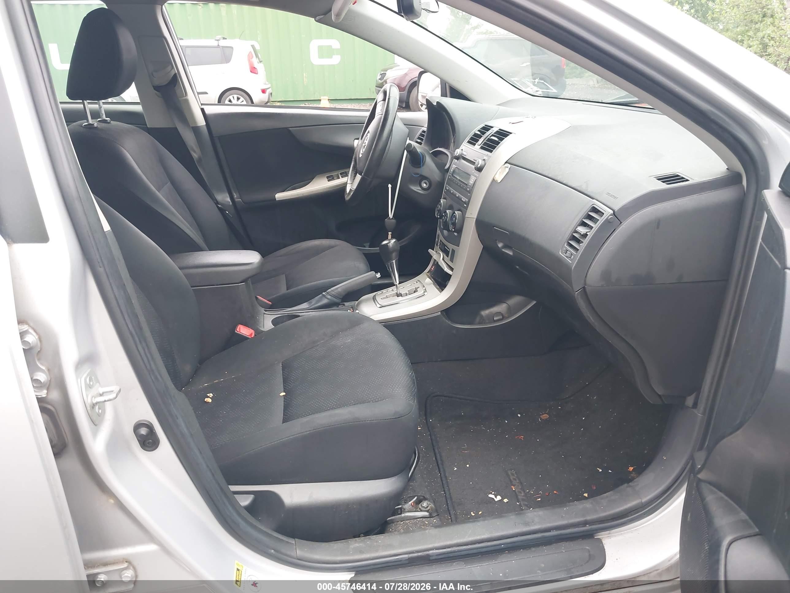 2010 Toyota Corolla S Silver vin: 1NXBU4EE9AZ231946