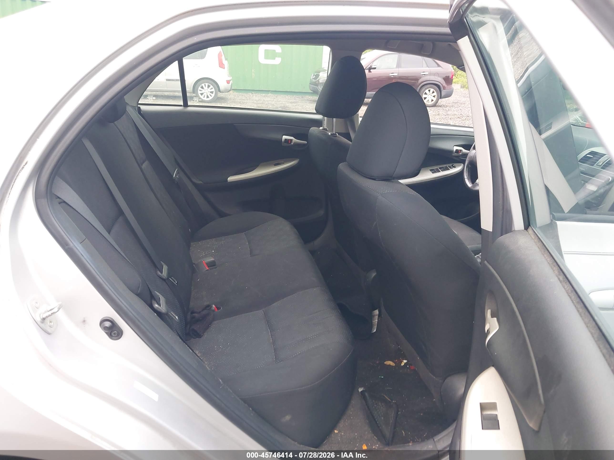 2010 Toyota Corolla S Silver vin: 1NXBU4EE9AZ231946