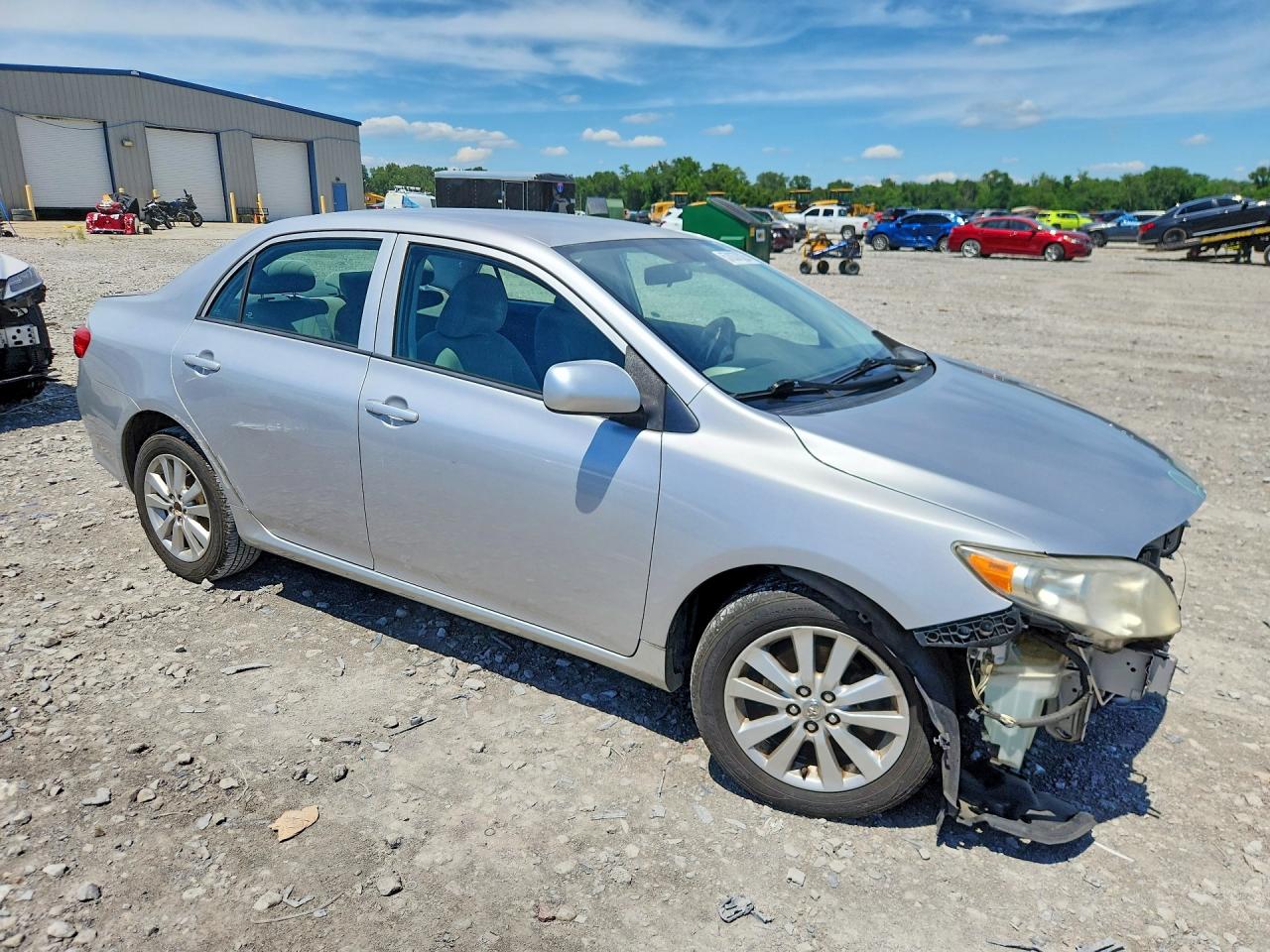 2010 Toyota Corolla Le Silver vin: 1NXBU4EE9AZ239092