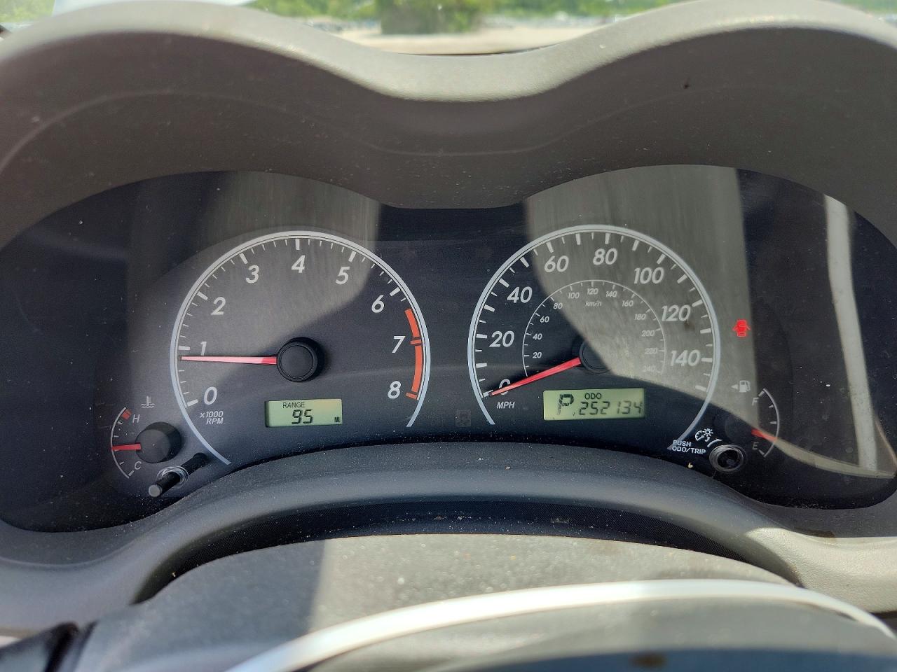 2010 Toyota Corolla Le Silver vin: 1NXBU4EE9AZ239092