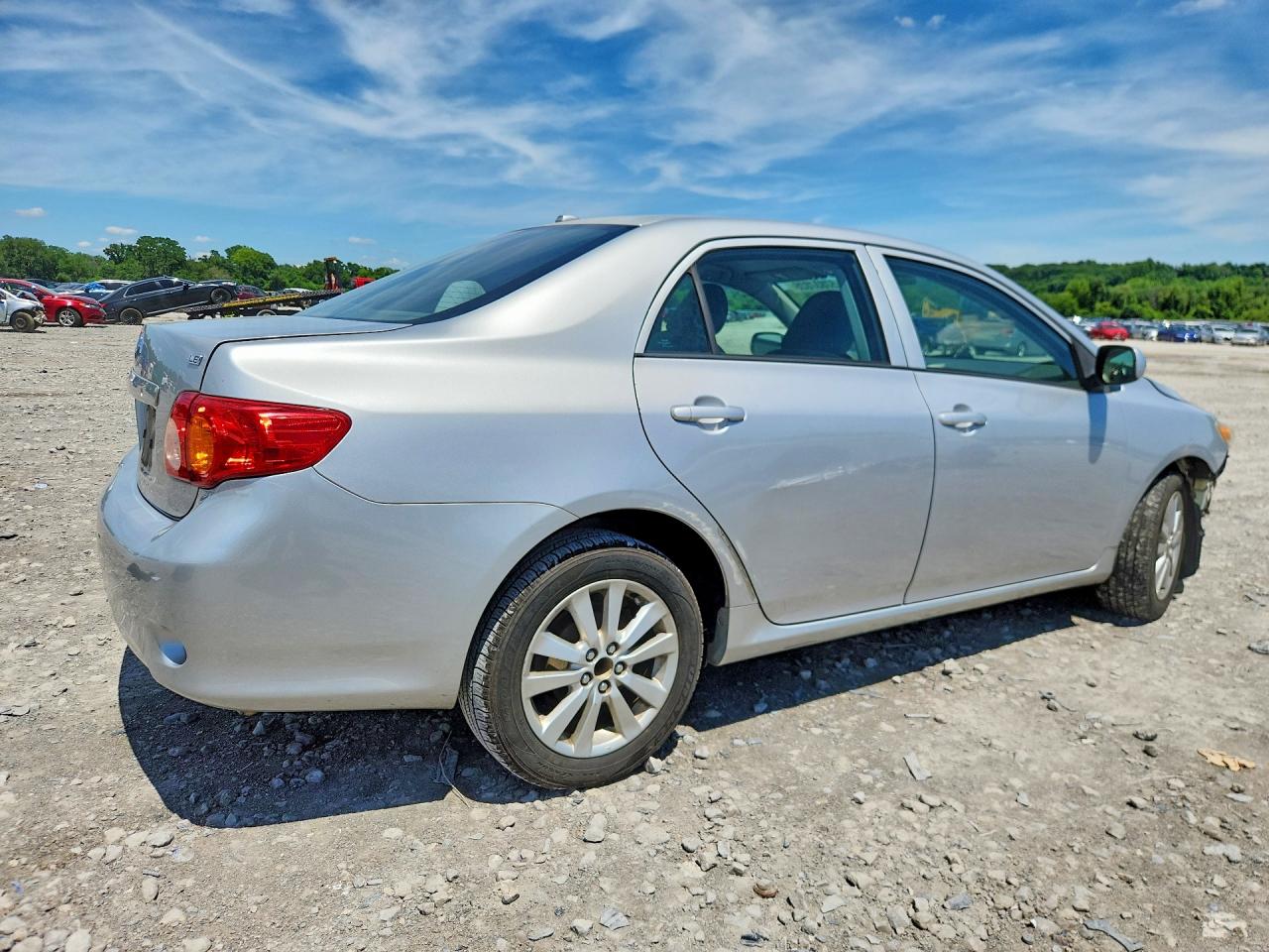 2010 Toyota Corolla Le Silver vin: 1NXBU4EE9AZ239092