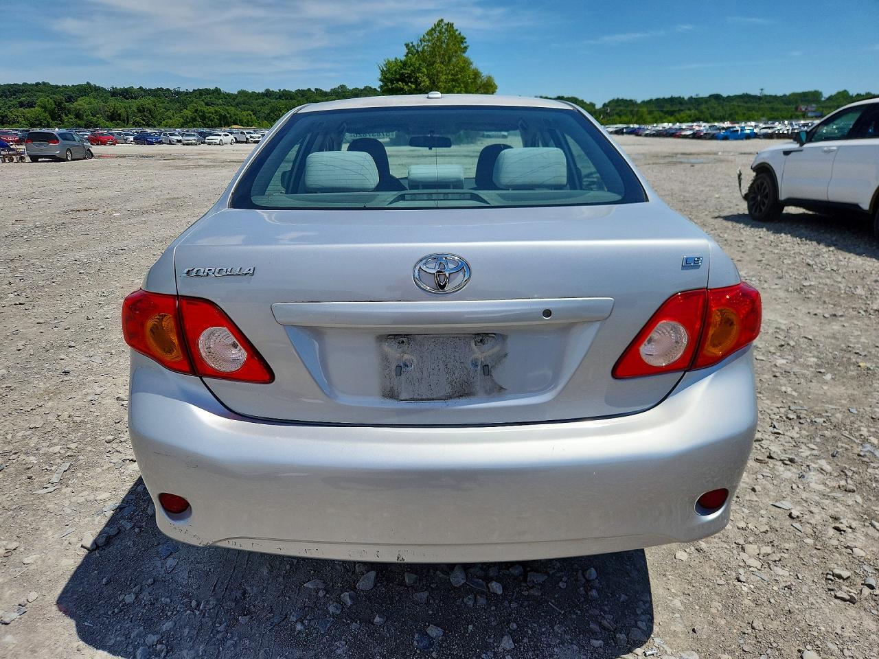 2010 Toyota Corolla Le Silver vin: 1NXBU4EE9AZ239092