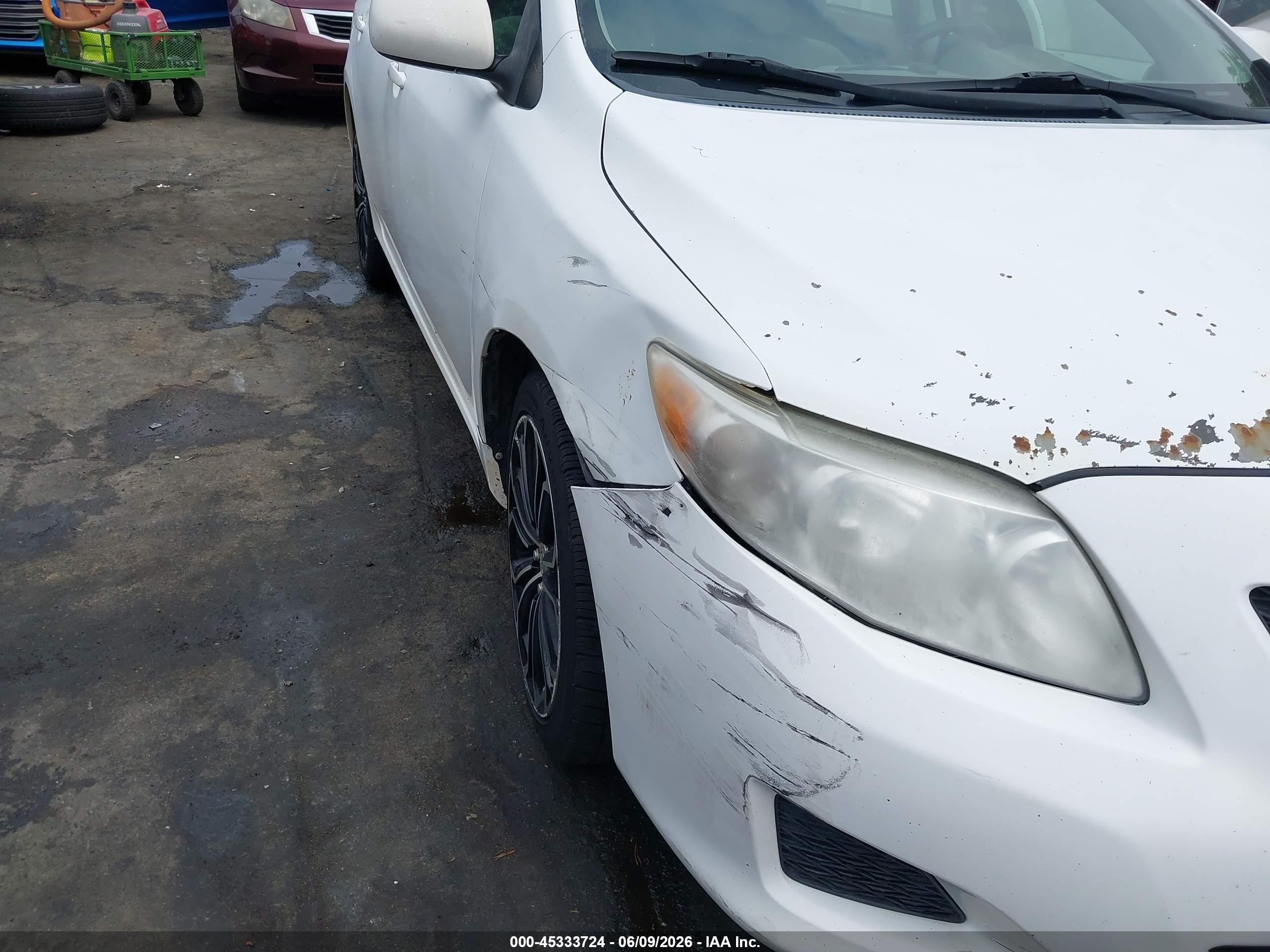 2010 Toyota Corolla Le White vin: 1NXBU4EE9AZ240713