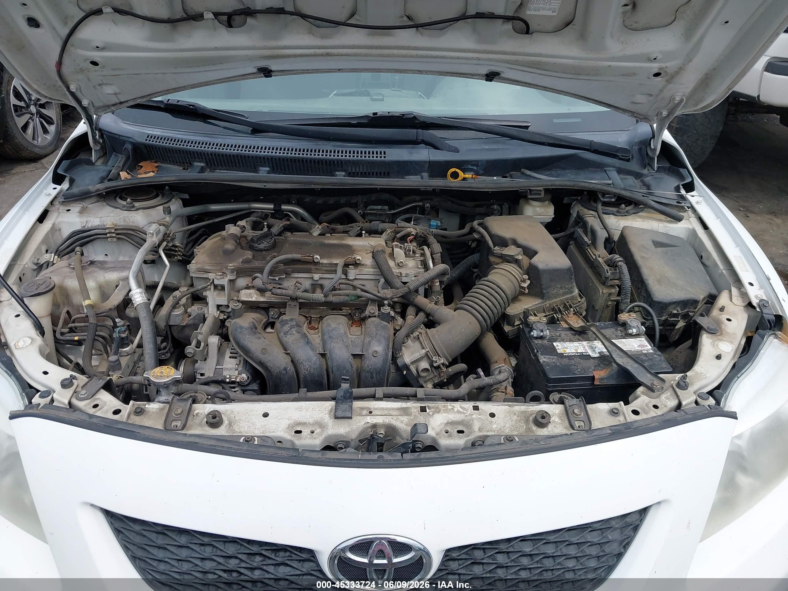 2010 Toyota Corolla Le White vin: 1NXBU4EE9AZ240713