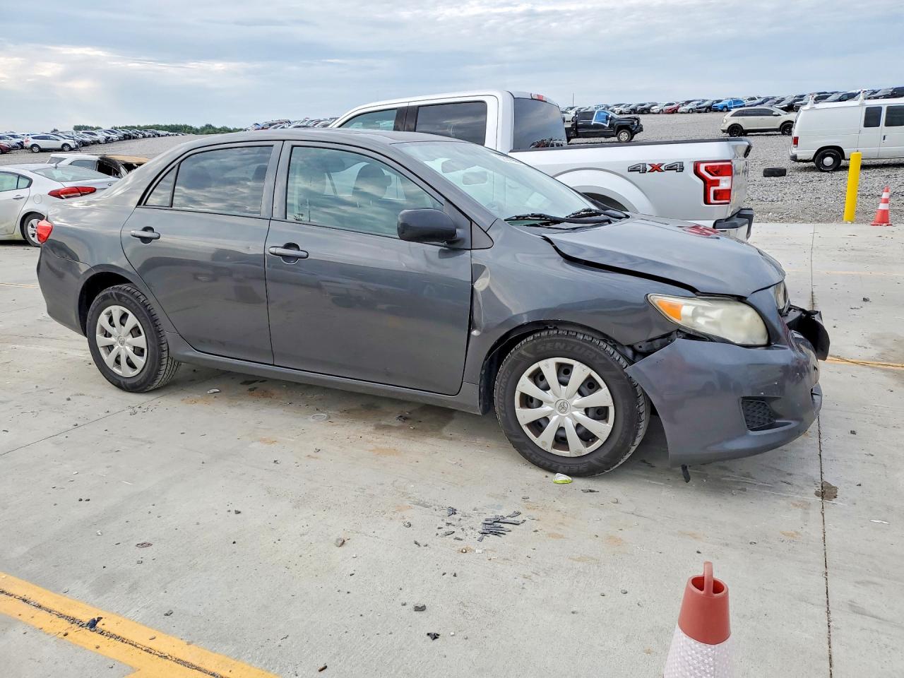 2010 Toyota Corolla Le Gray vin: 1NXBU4EE9AZ248844