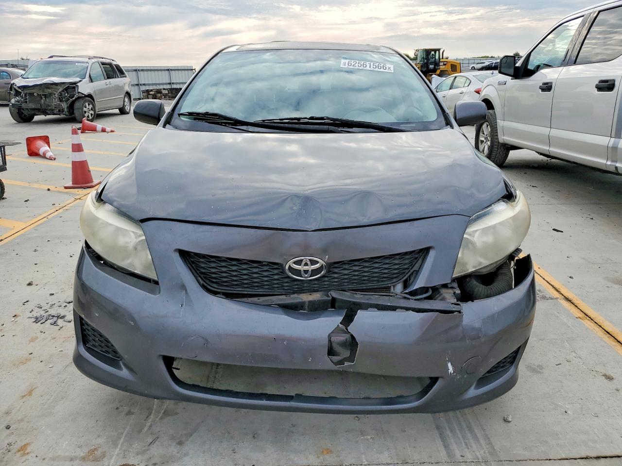 2010 Toyota Corolla Le Gray vin: 1NXBU4EE9AZ248844
