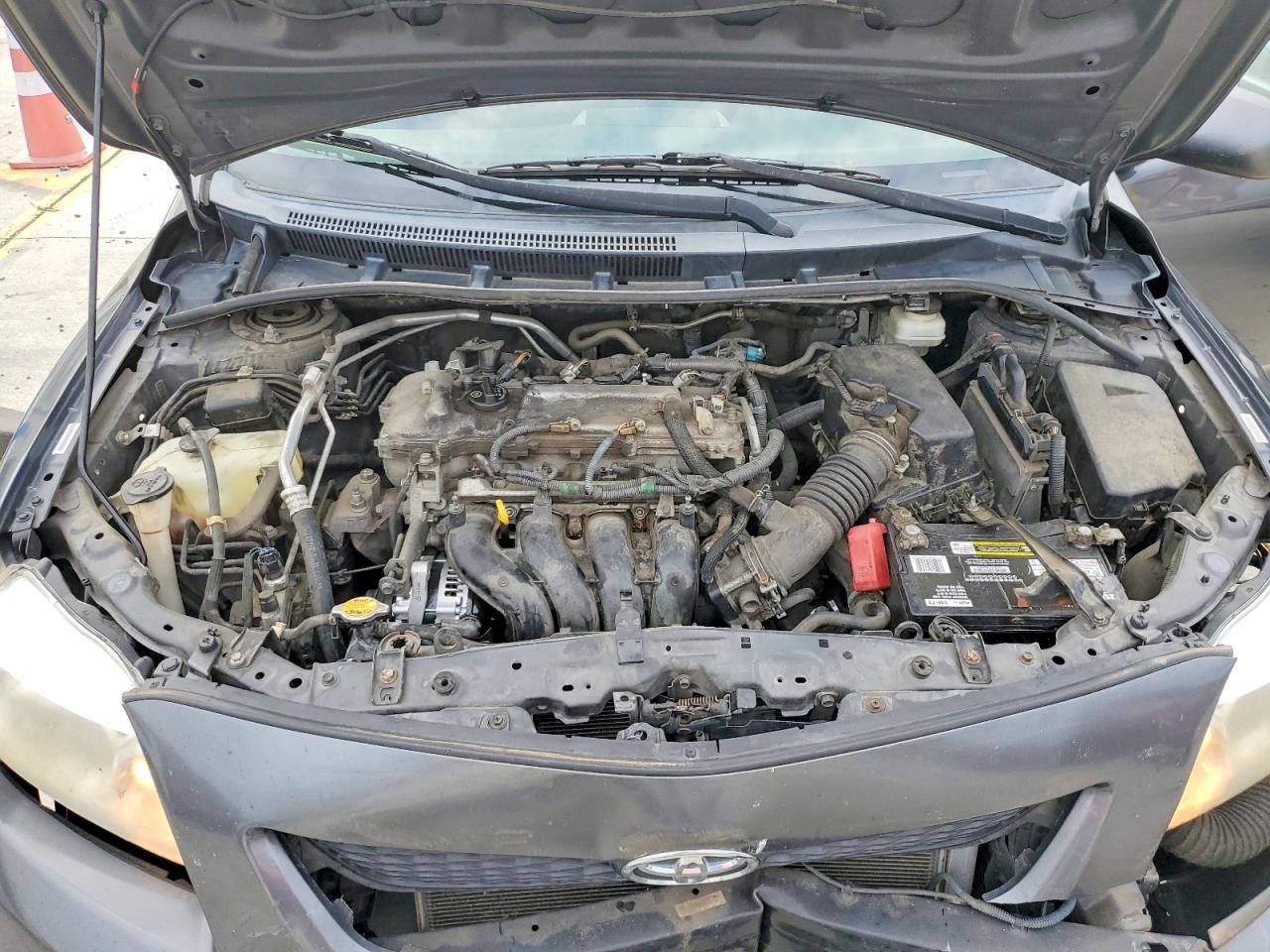 2010 Toyota Corolla Le Gray vin: 1NXBU4EE9AZ248844